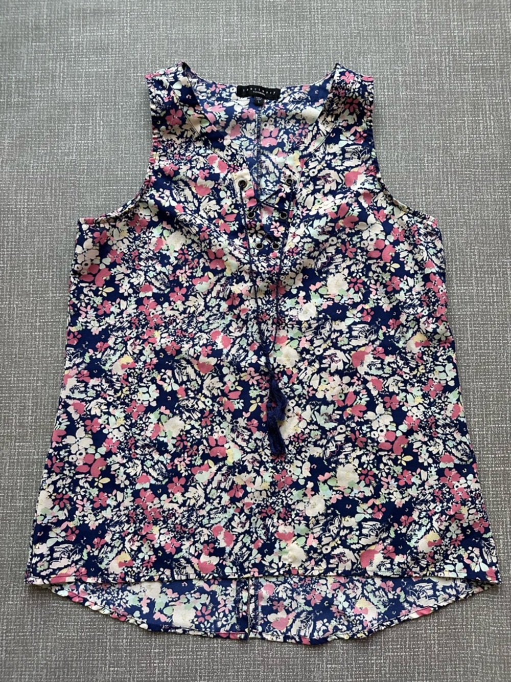 Sanctuary Navy Floral Tie-Front Sleeveless Camisole - Picture 2 of 12